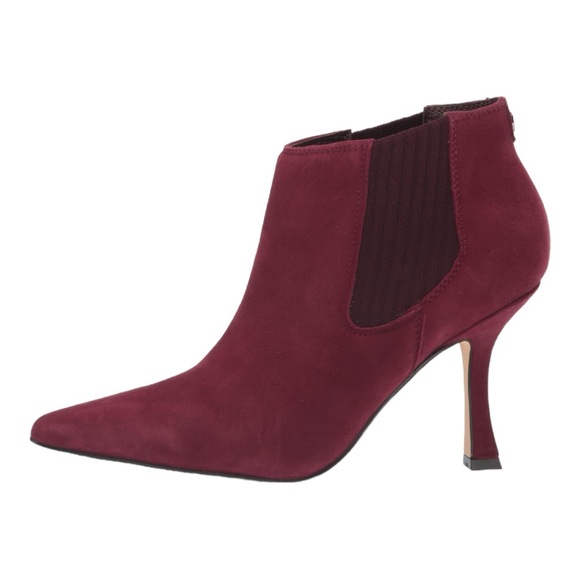 NINE WEST Women's Sofia Ankle Bootie. Burgandy. Size 7. Heel height appx 3.5inch - Picture 1 of 16